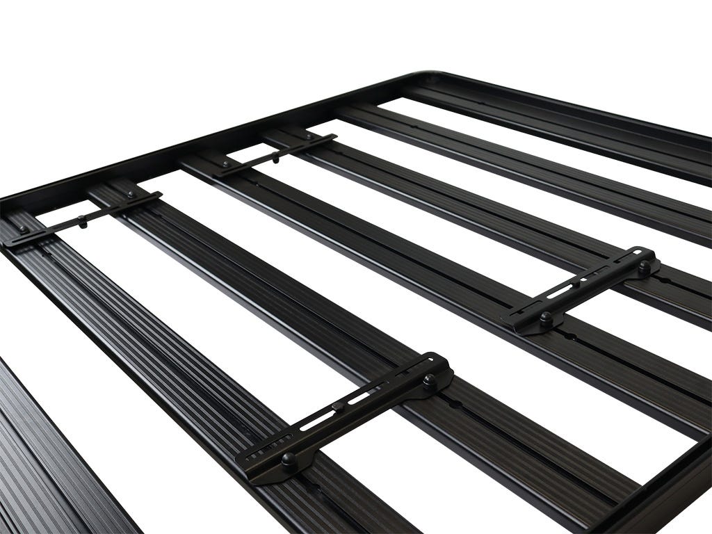Support de montage universel pour panneau solaire – Front Runner RRAC272 – vue 4