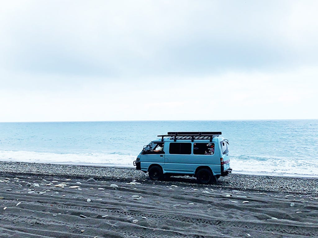 Galerie de toit Front Runner Slimline II – Mitsubishi Delica L300 Toit Haut (1986-1999) – Front Runner KRMD002T – vue 5