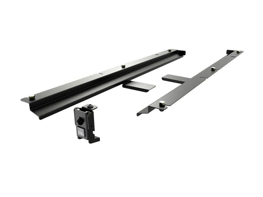 Support de rangement sous galerie pour table de camping Pro en acier inoxydable - de Front Runner – Front Runner TBRA016…