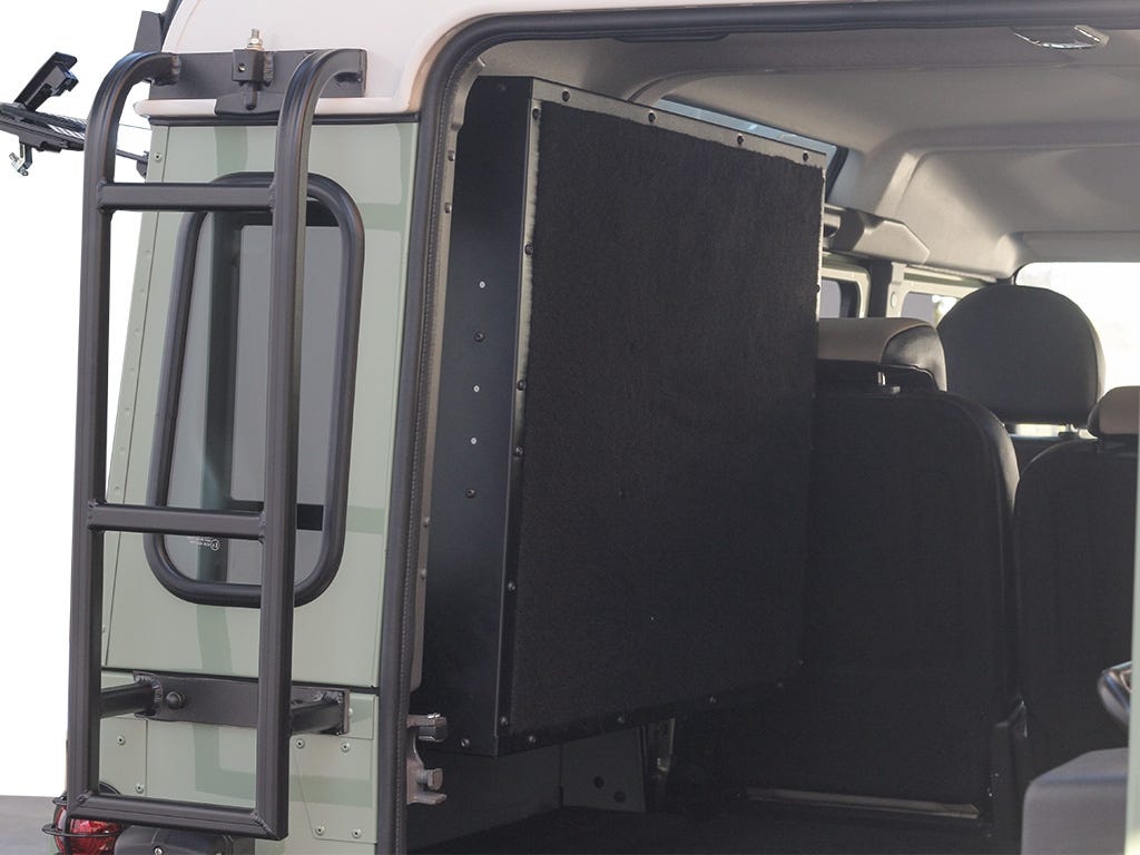 Coffre de rangement pour hayon latéral d’un Land Rover Defender Puma (2007-2016) - de Front Runner – Front Runner GWLD011…