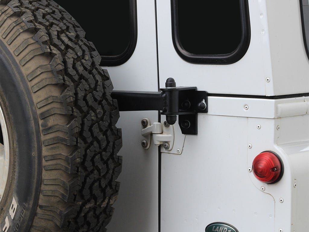 Porte roue de secours pour un Land Rover Defender 90/110 (1983-2016) Station Wagon - de Front Runner – Front Runner RBLD001…