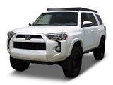 Déflecteur de vent de galerie Slimsport pour le Toyota 4Runner (2010-2024) – Front Runner RRAC234 – vue 2