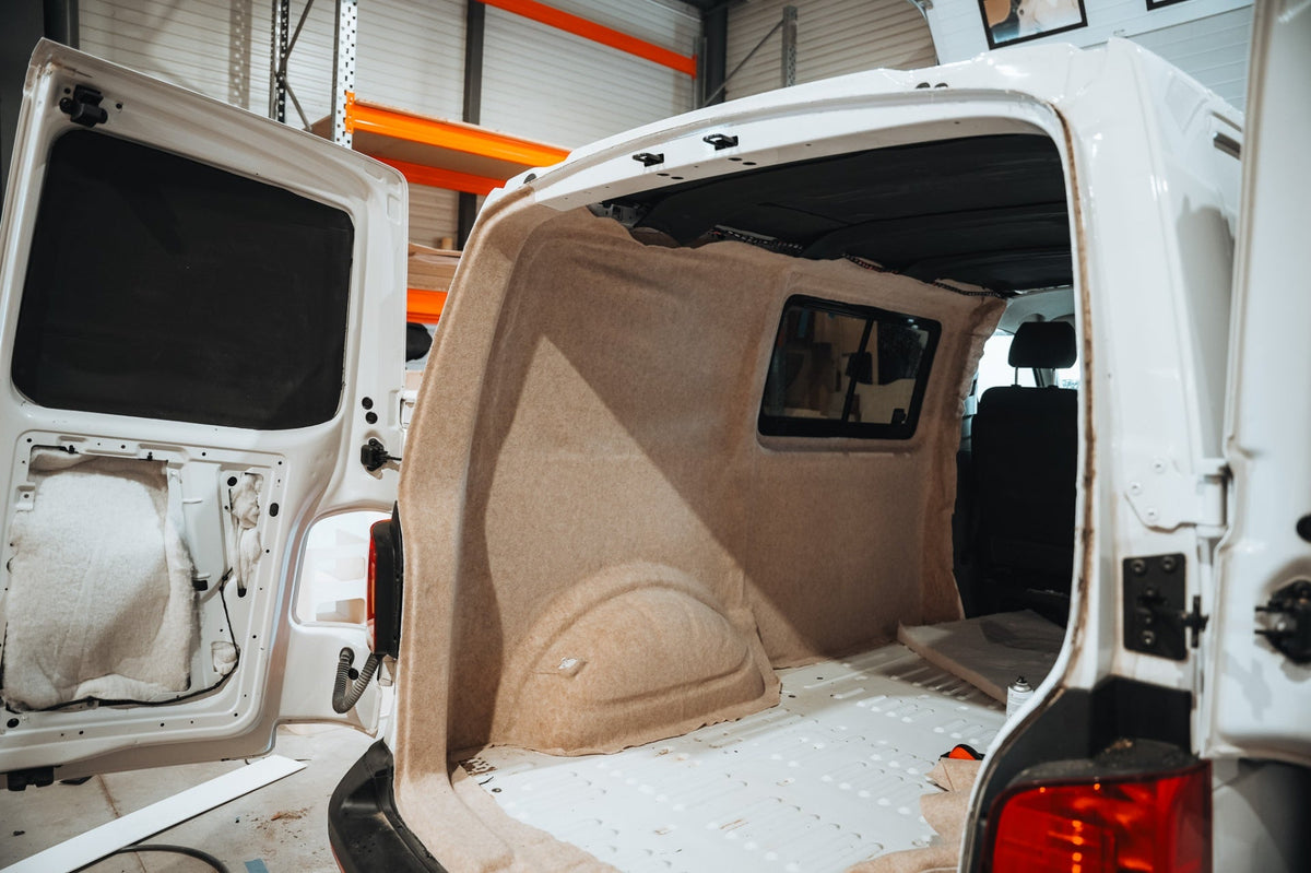 Kit Habillage hors sol VLM – VW Transporter T5 L1H1 – vue VLM complémentaire